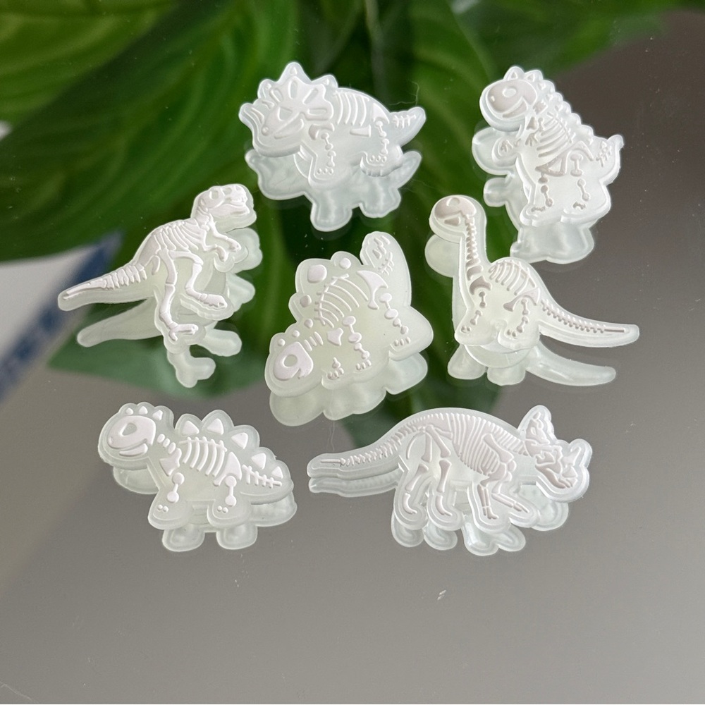 Glow-in-the-Dark Dinosaur Jibbits